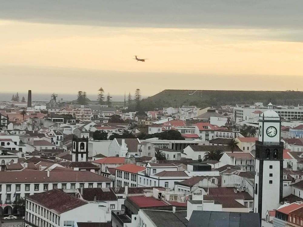 Cozy Vacation Rental in Ponta Delgada - Ideal for Relaxing Getaways