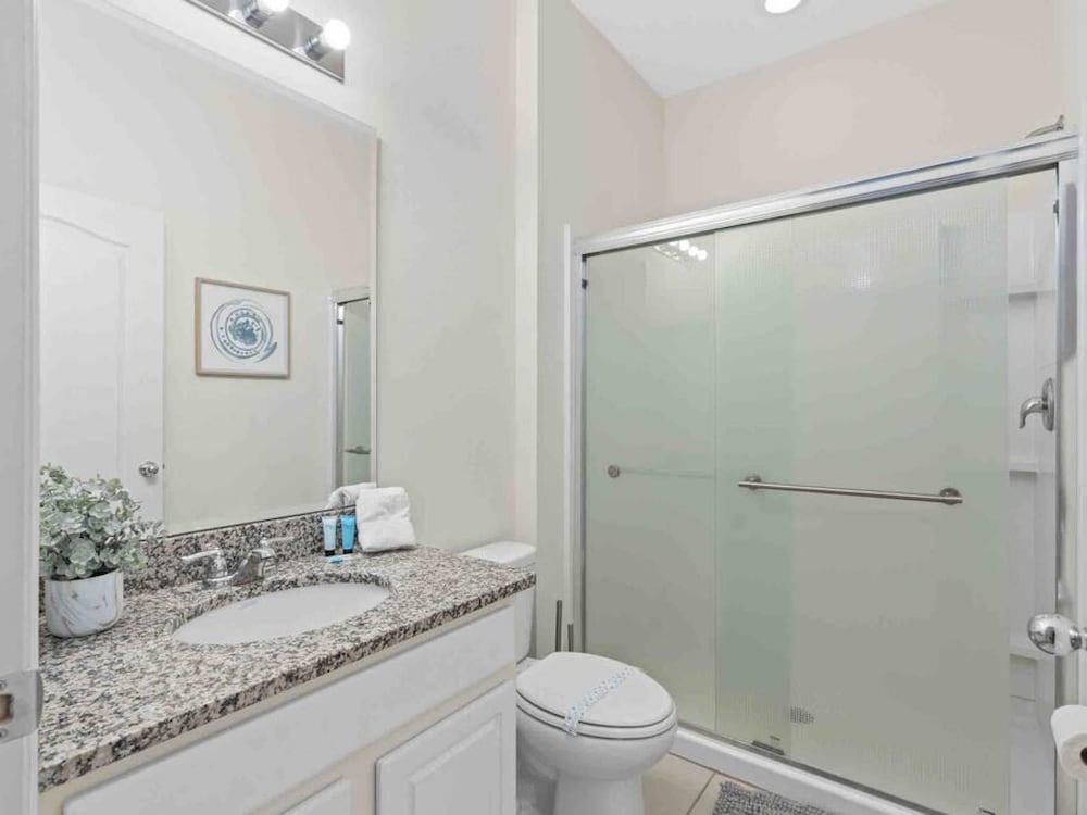 Super Comfy- 7BD 5 5BA Sleep s 22 w Amenities