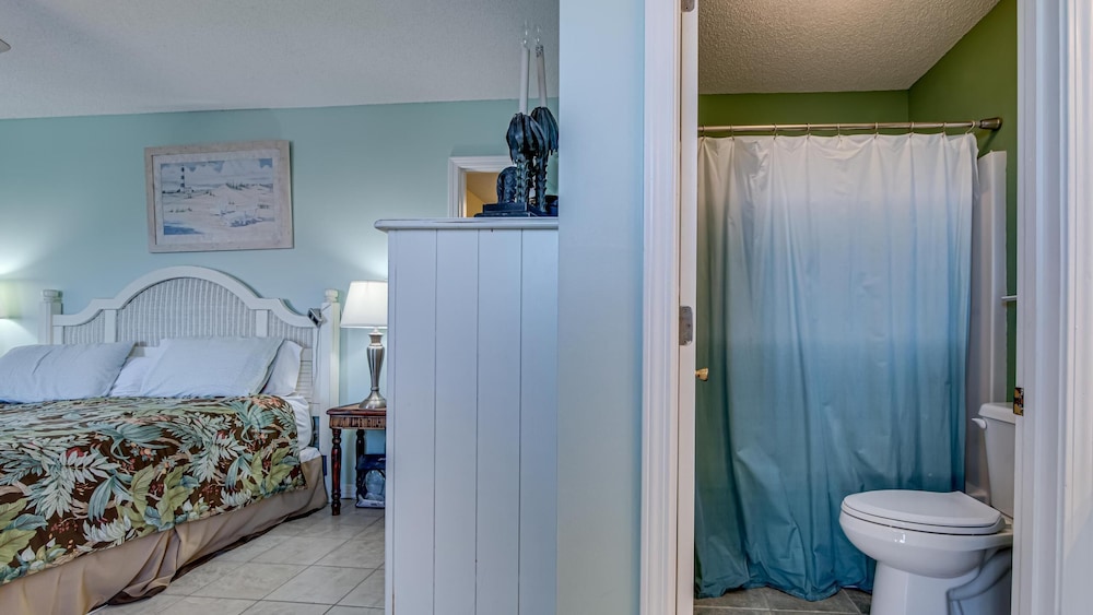 Triple Seas by Southern Vacation Rentals