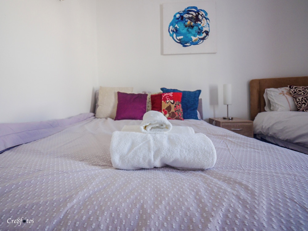 12 Cornwallis Lodge Family Room 2