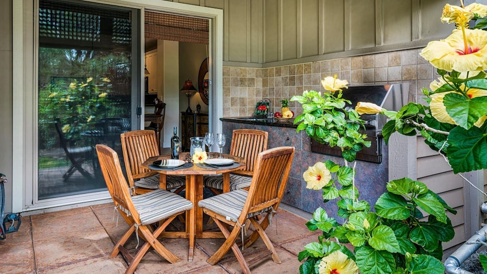 Peaceful Mauna Lani Getaway - Pool, Golf & Private Beach Access - Vrkcv