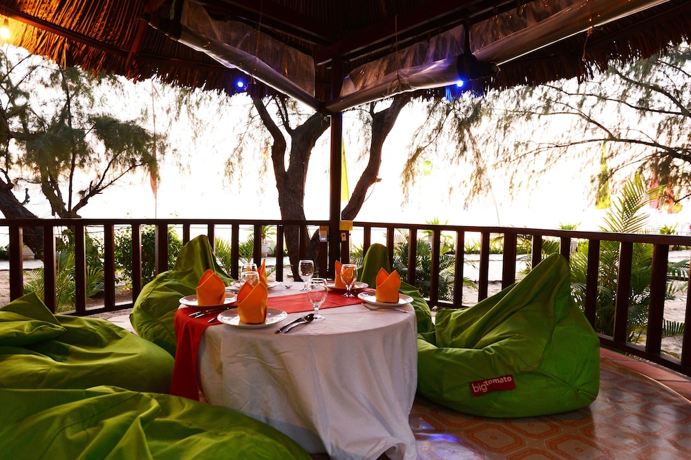 Nataya Roundhouse Coral Bay Resort and Spa