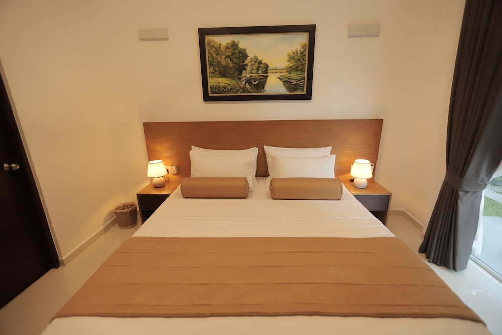 Lake Villas Premium Kandy
