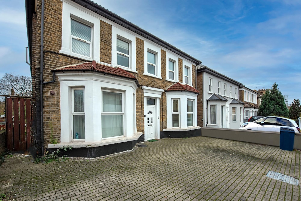 Drayton Green Road