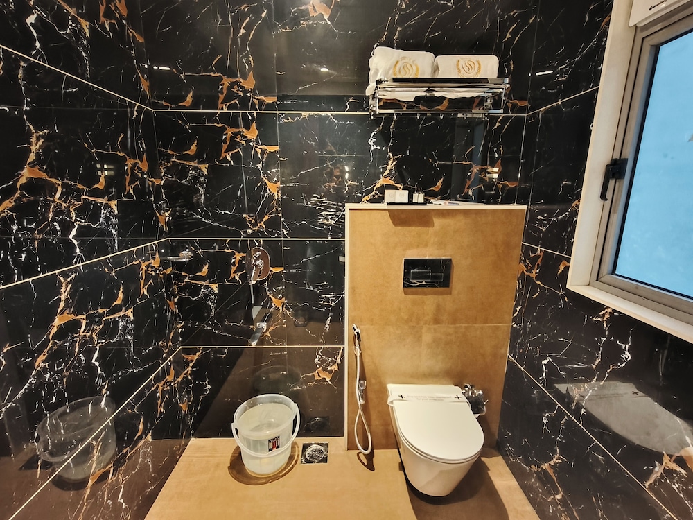 Hotel Sonesta Suites Thane