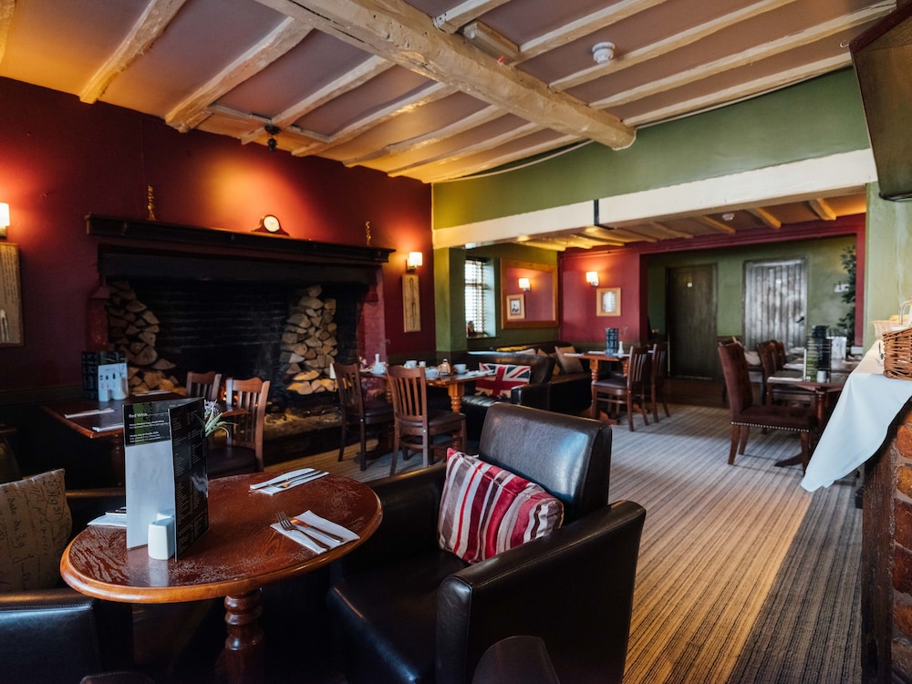 Worcester Vacations - The Bell Inn - Property Image 22