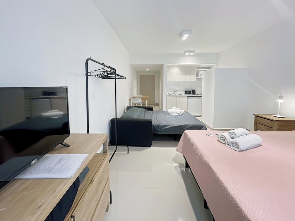 Ayres Suites Moreno