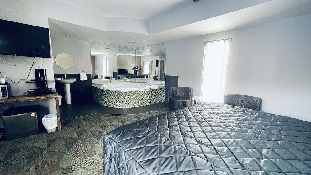 Falcon Motel Brossard