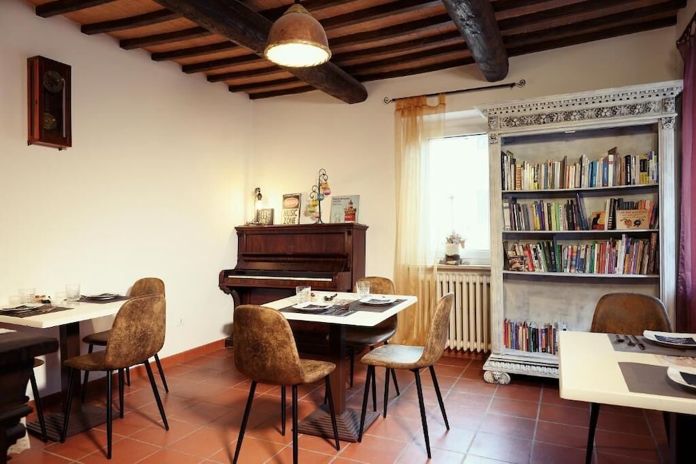 Il Bed and Bookfast