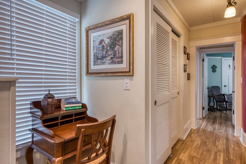 Orange Street Apartment view 4