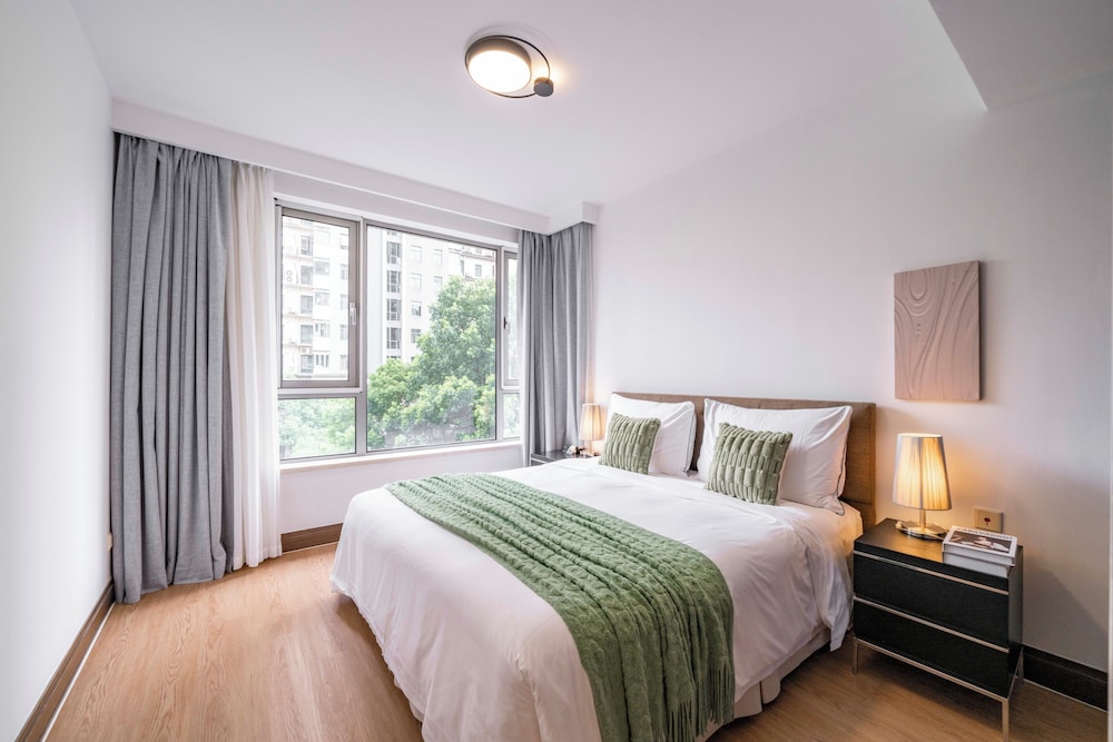 Tyms Premium 1BR 1BA Apt Yongxin Century