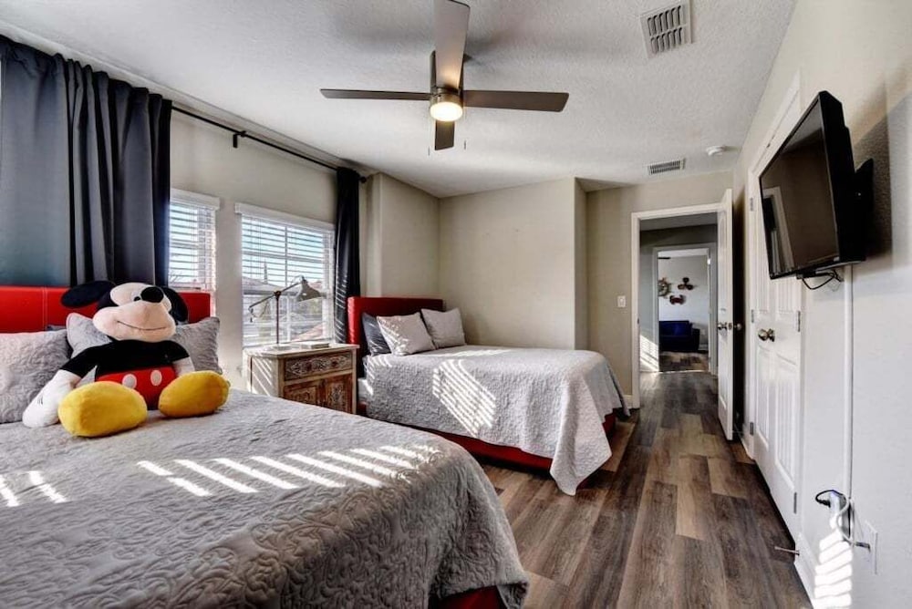 6br Villa W/ Pool In Solterra Resort Near Disney 6 Bedroom Villa