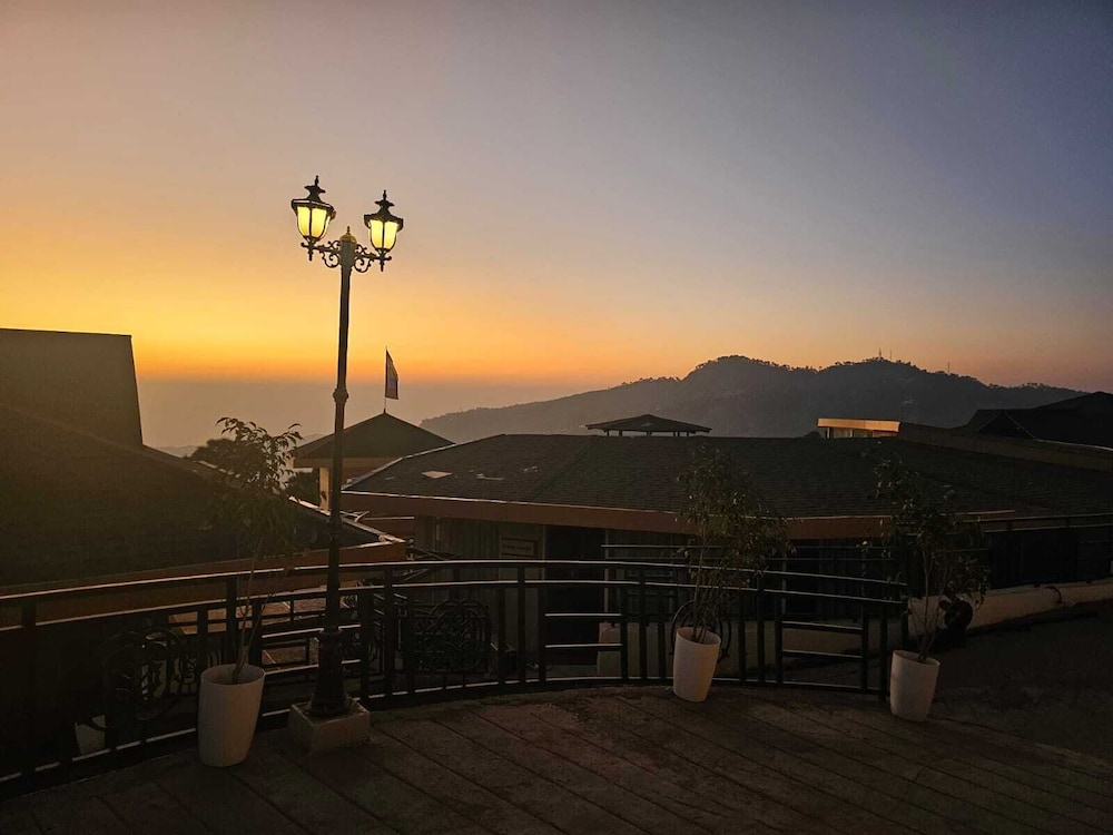 Royalpine Rosastays Kasauli