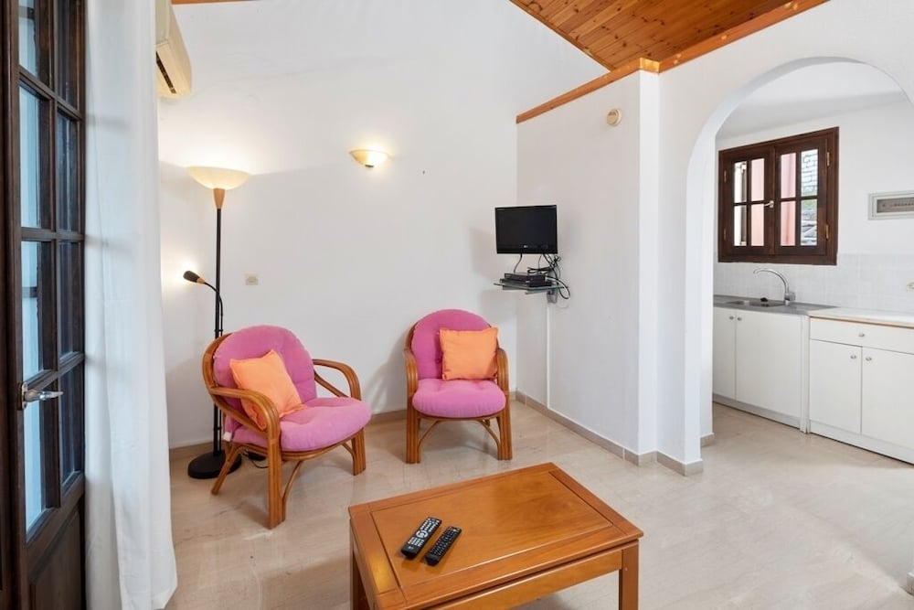 Temperes Apartments view 5