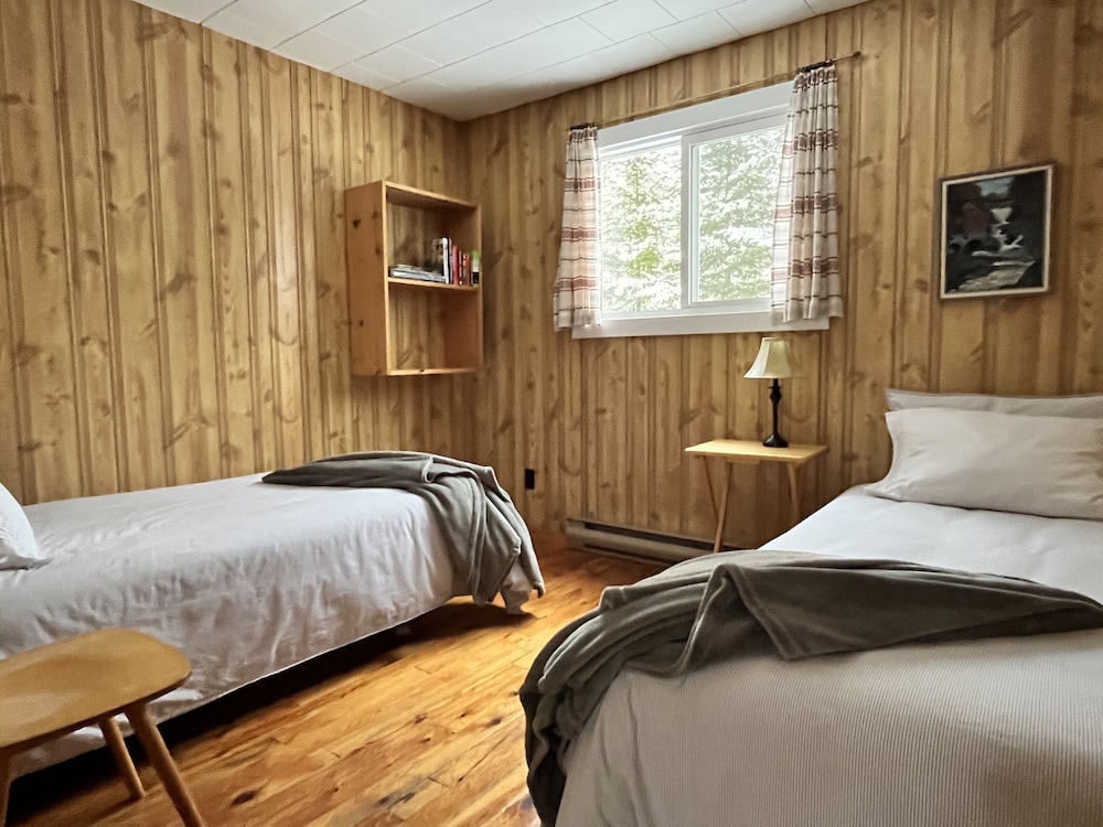 Staying by the Lakeside Cottages
