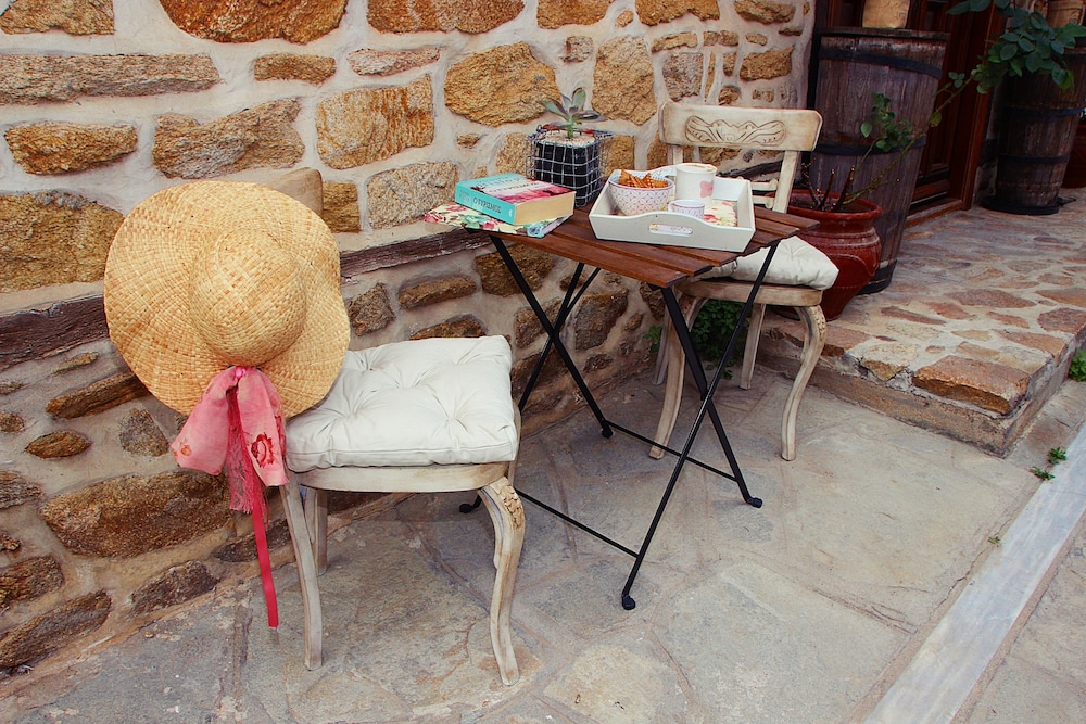 Aristotelis Traditional Guest House