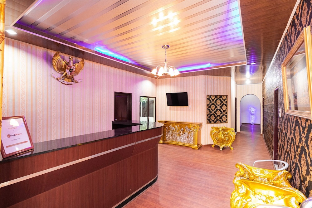 RedDoorz Plus near Universitas Methodist Medan view 2