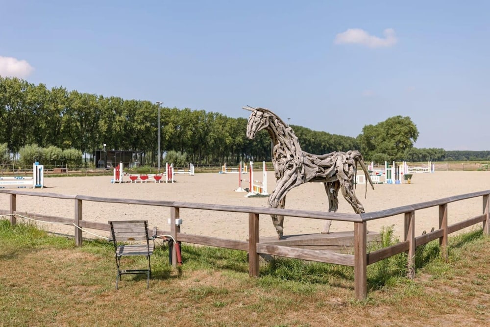 Quick - Lovely Double Room at Ranch De Blauwe Zaal