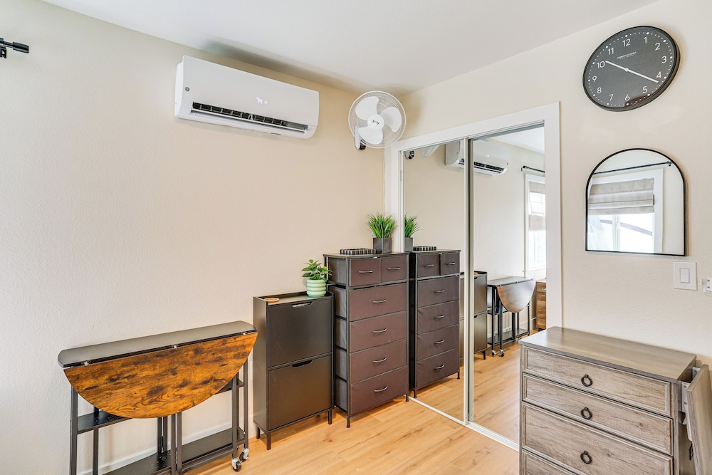 Walkable & Bright Bungalow in Dtwn Redding!