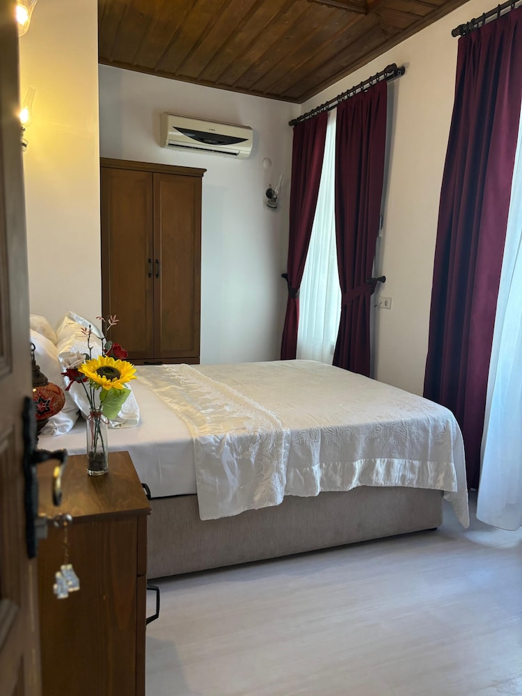 Taşdelen Otel Alaçatı