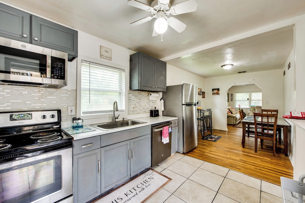 Walkable to FSU Campus: Cozy Retreat w/ Deck!