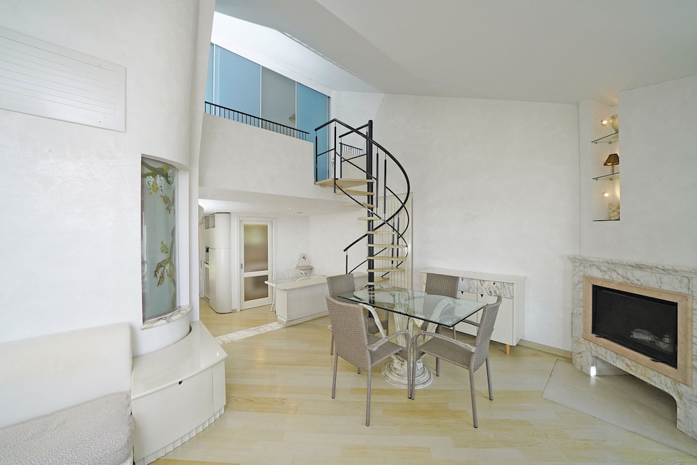 Il Melagrano A12 by Wonderful Italy