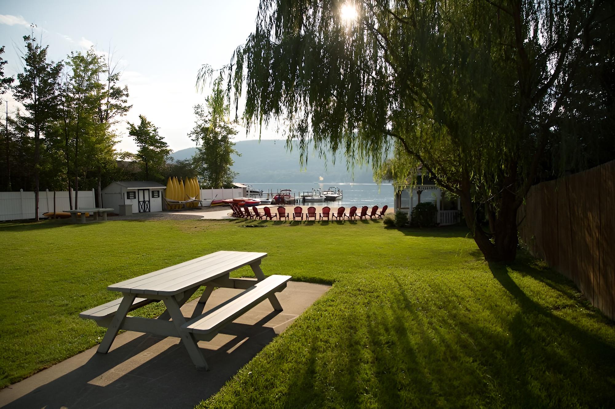 Shore Meadows Motel