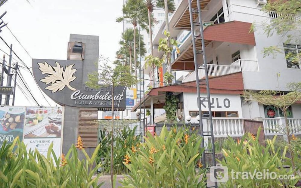 The Signature Suite 3Br At Galeri Ciumbuleuit 1 Apartment