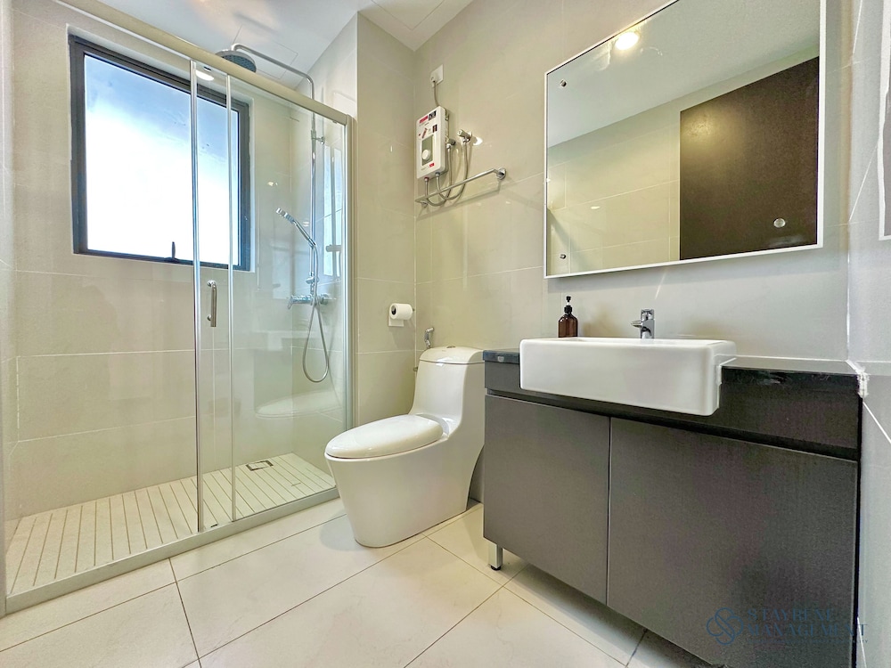 Country Garden Danga Bay Sea View Homestay by Stayrene