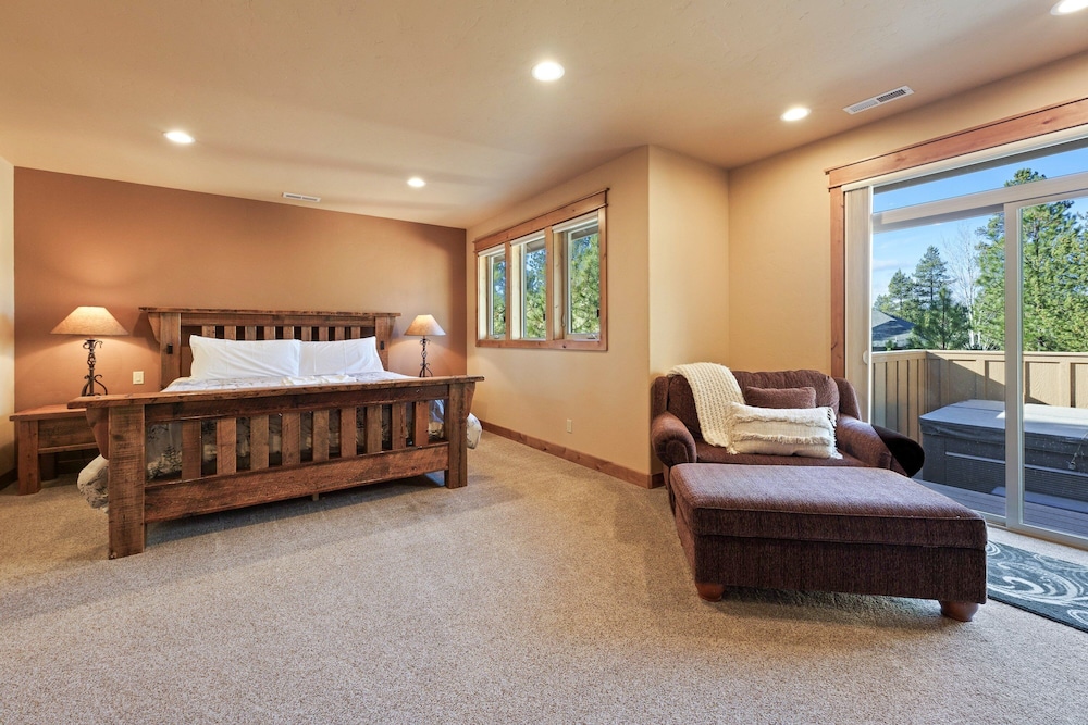 Wallowa 22 4 Bedroom Home