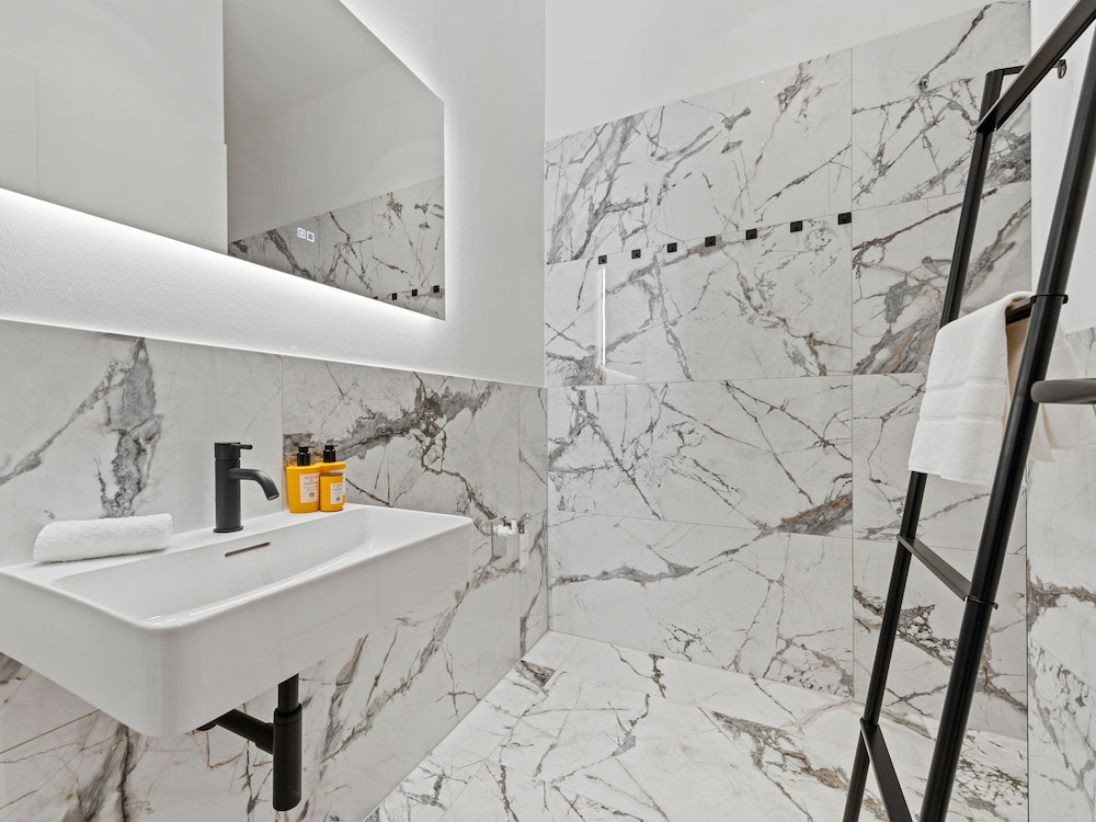 Living No. 5 by GT7 Hospitality