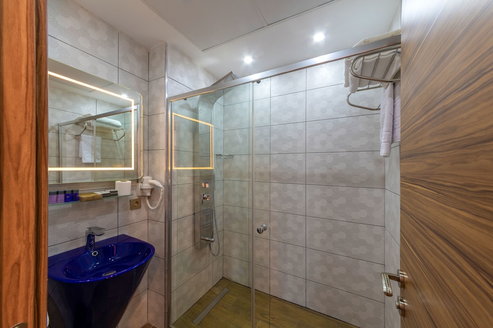 La Wisteria Butik Otel İstanbul - Image 36