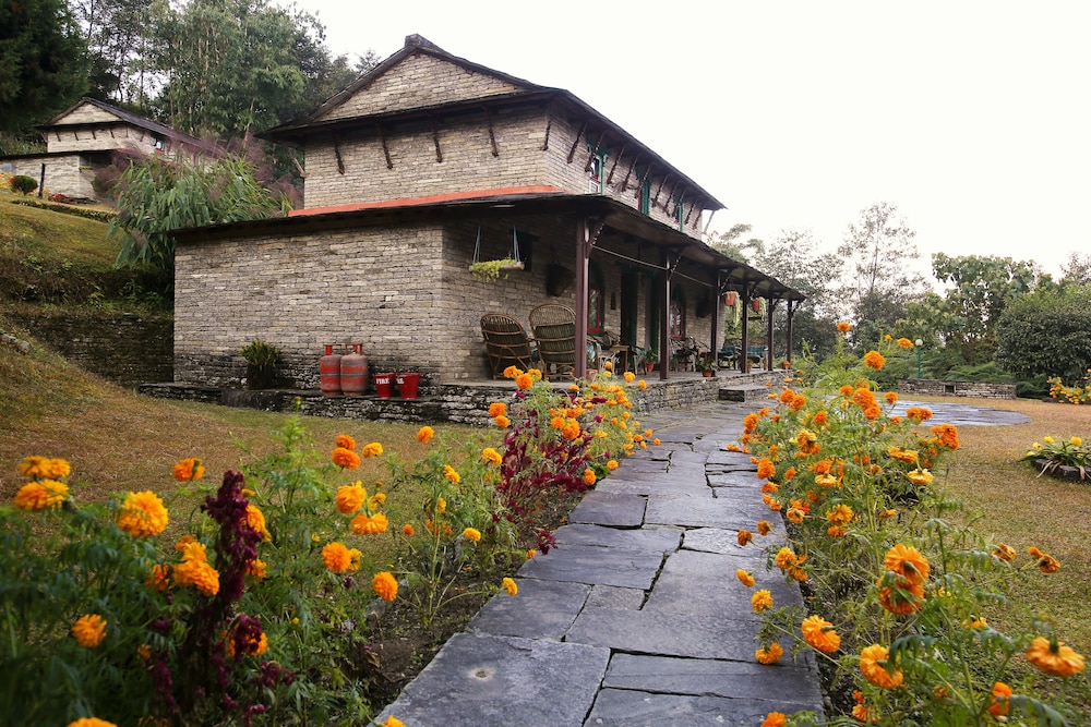 Mountain Lodges of Nepal - Majhgaon view 4