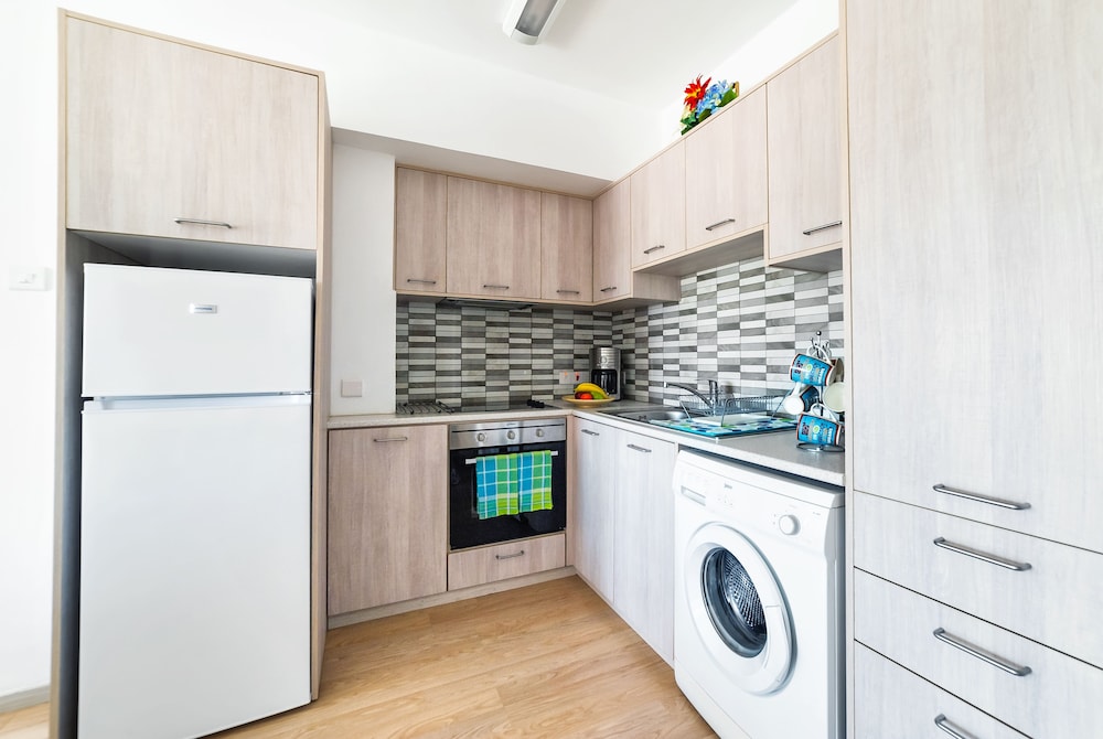 Limassol Vacations - Pebble Beach Holiday Apartments - Property Image 13