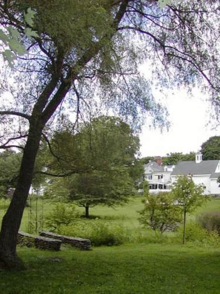 The Inn on the Horse Farm view 3