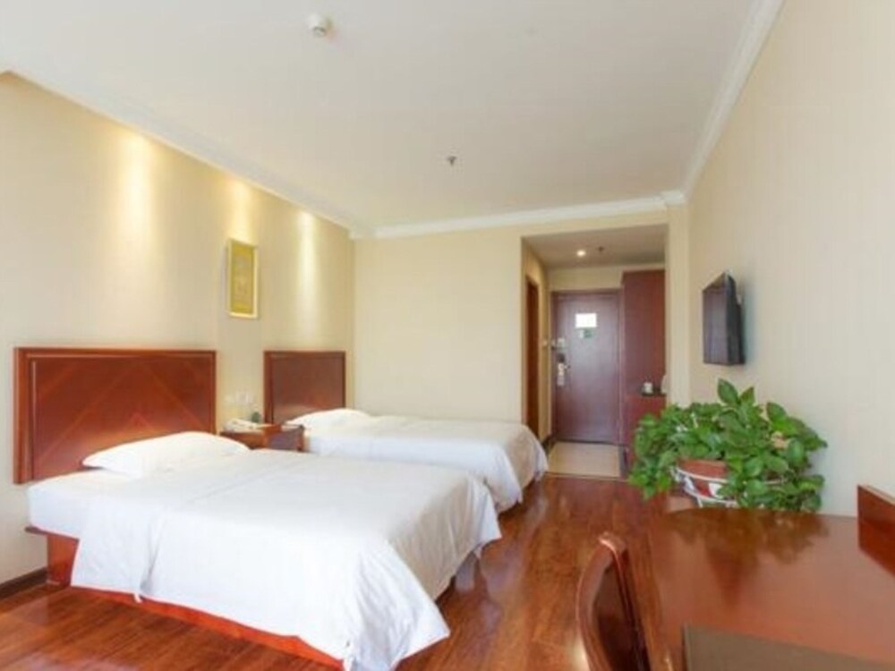 GreenTree Inn Xuzhou High Speed Railway Zhanqian Square Hotel