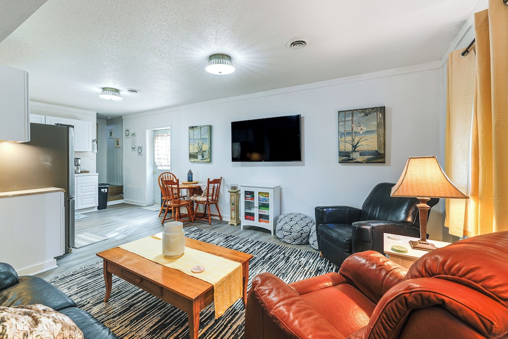 Spacious Family Home: 9 Mi to Ocean City Boardwalk