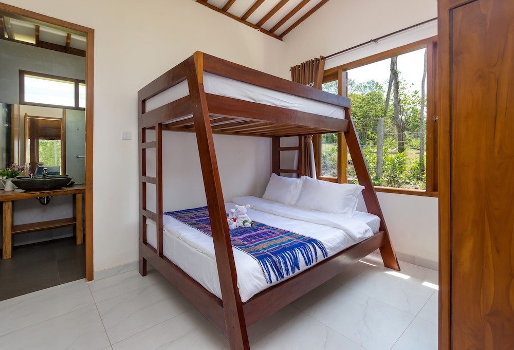 Villa Ronggo Mayang Bali view 4