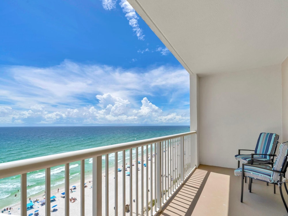 Majestic Beach Towers 1-1205