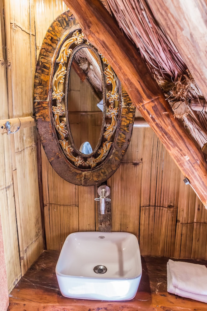 Cancun Vacations - Bambu Gran Palas Hostel Party - Property Image 6