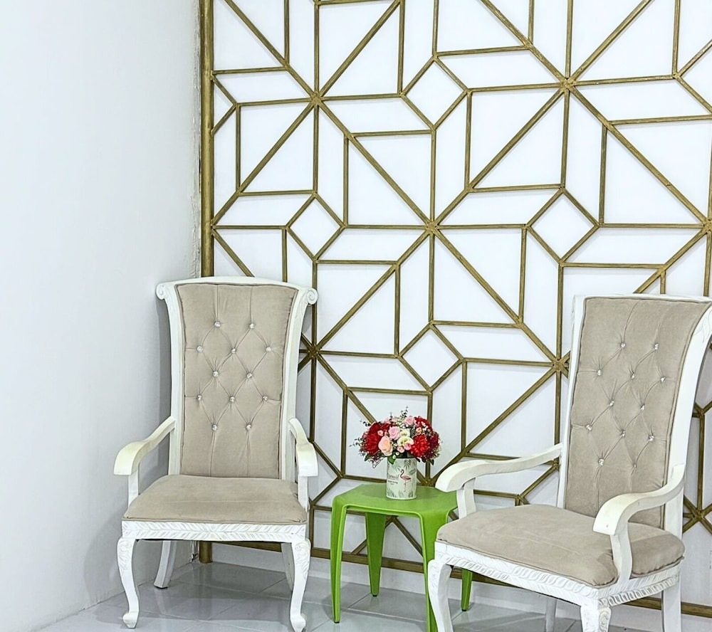 Home Suite Home Singkawang