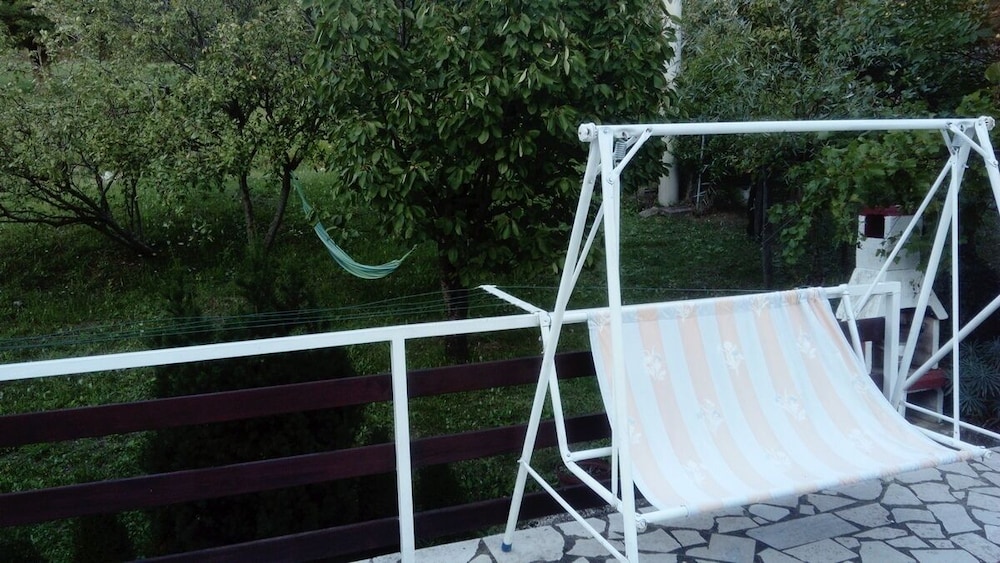 Barac Apartments