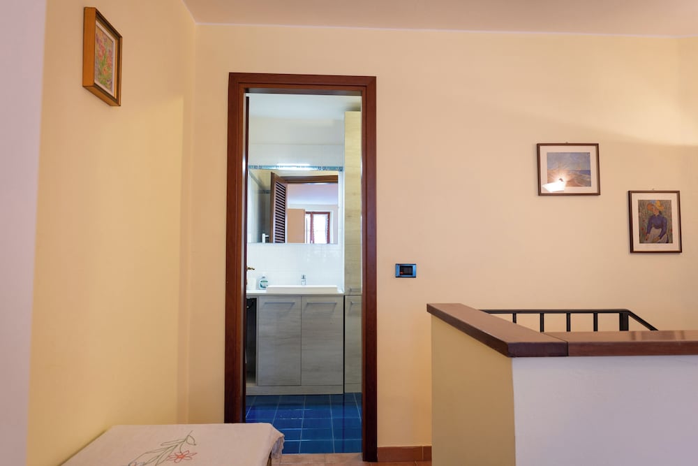 Suite Carla Cozy Apartment in Petrasanta Center