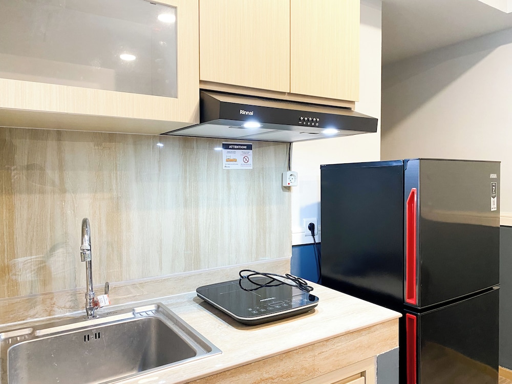 Good And Homey 2Br At Meikarta Apartment