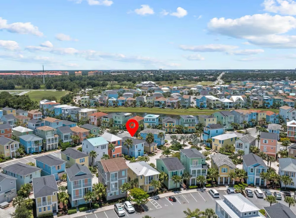 Bikinis and Martinis - For 6! - Image 3