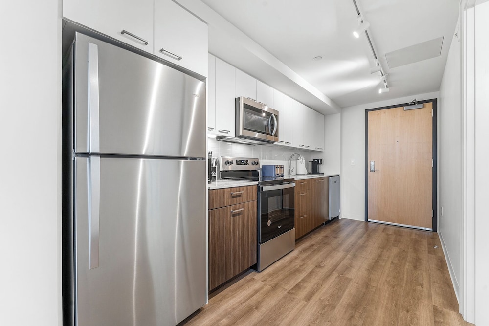 Furnished Apts near Harvard Stadium