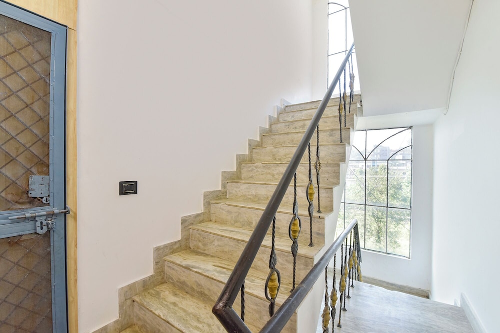 Fabhotel Doon Classic Homestay
