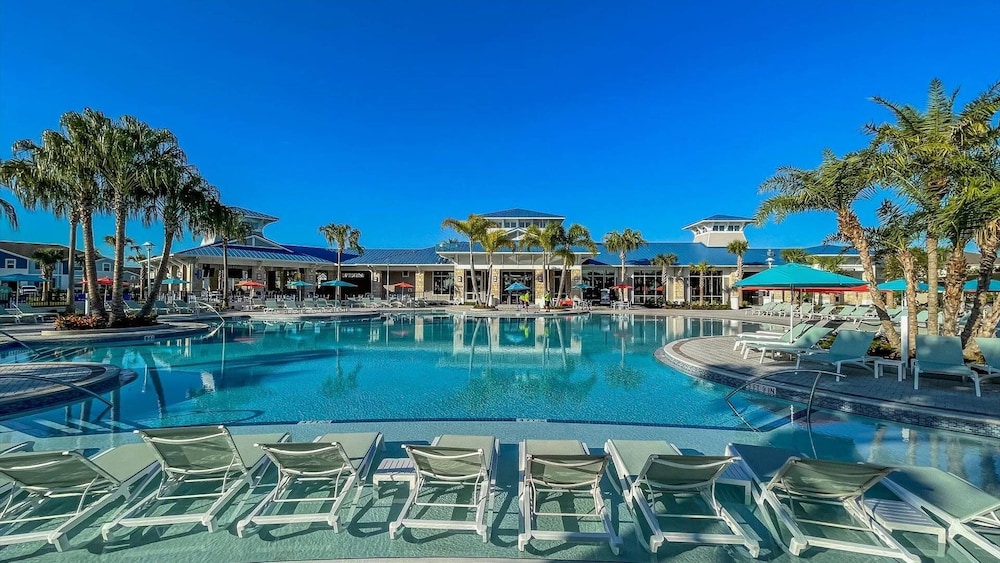 260 Jetty Way