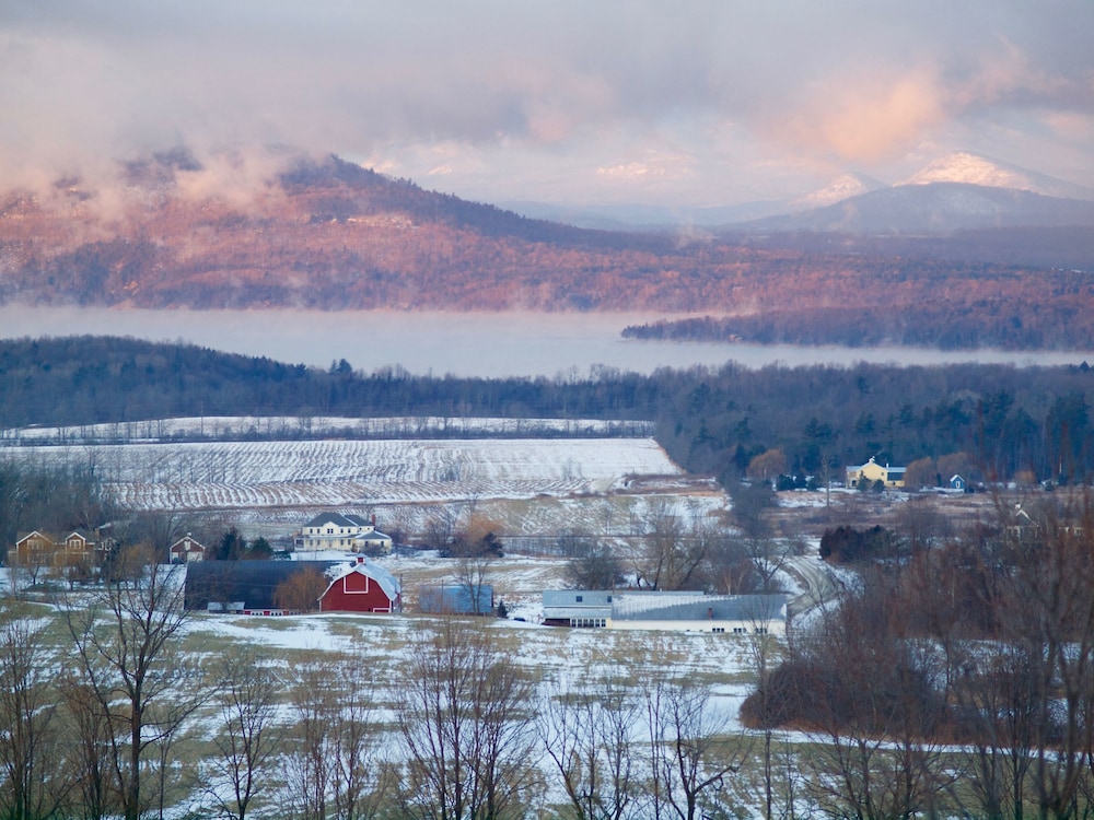 Mt. Philo Inn