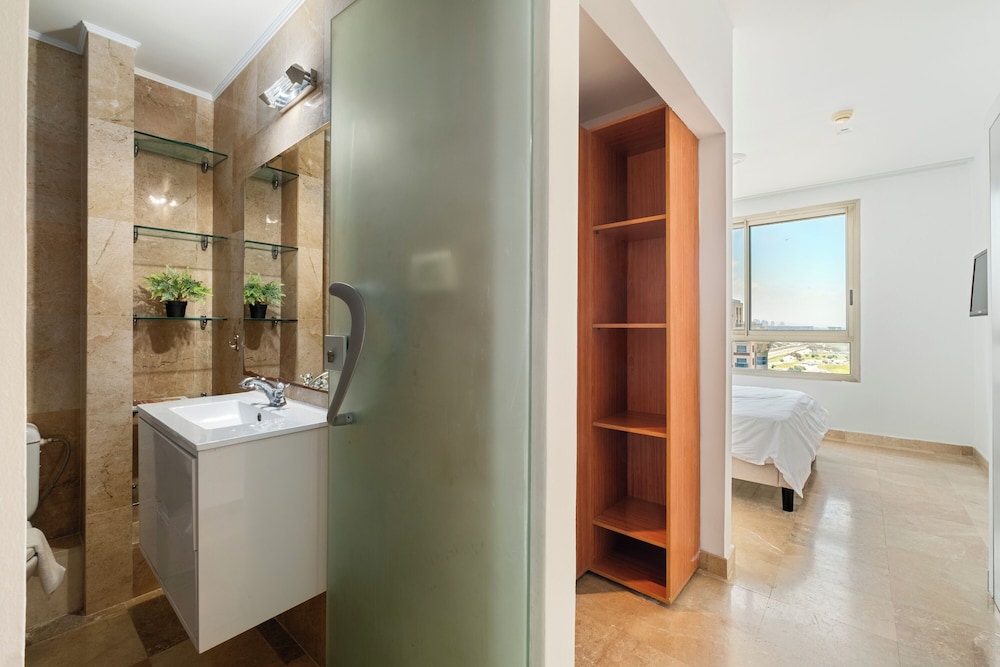 HaCarmel Beach Penthouse by Sea N Rent
